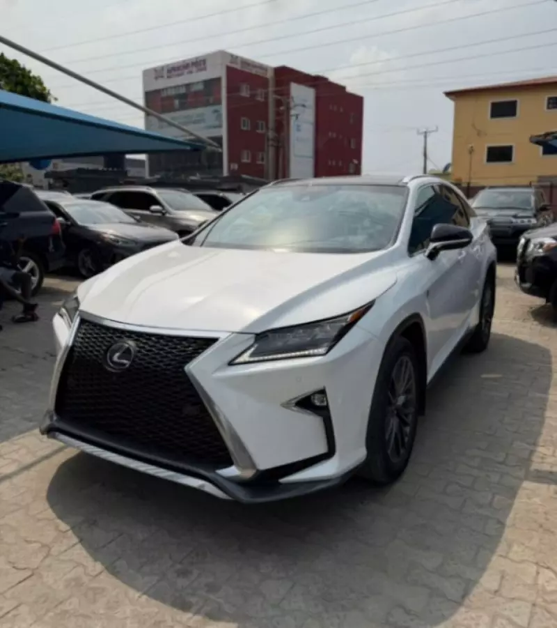 Lexus RX   - 2018