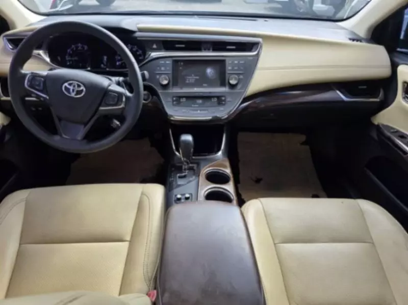Toyota Avalon   - 2014