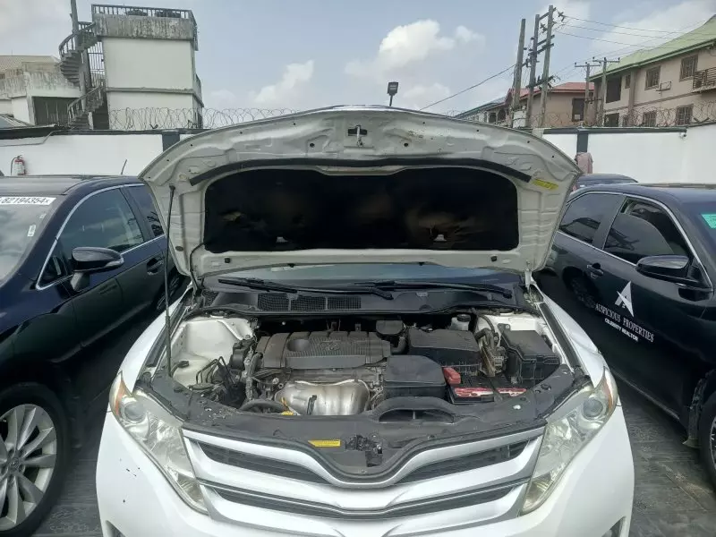 Toyota Venza   - 2010