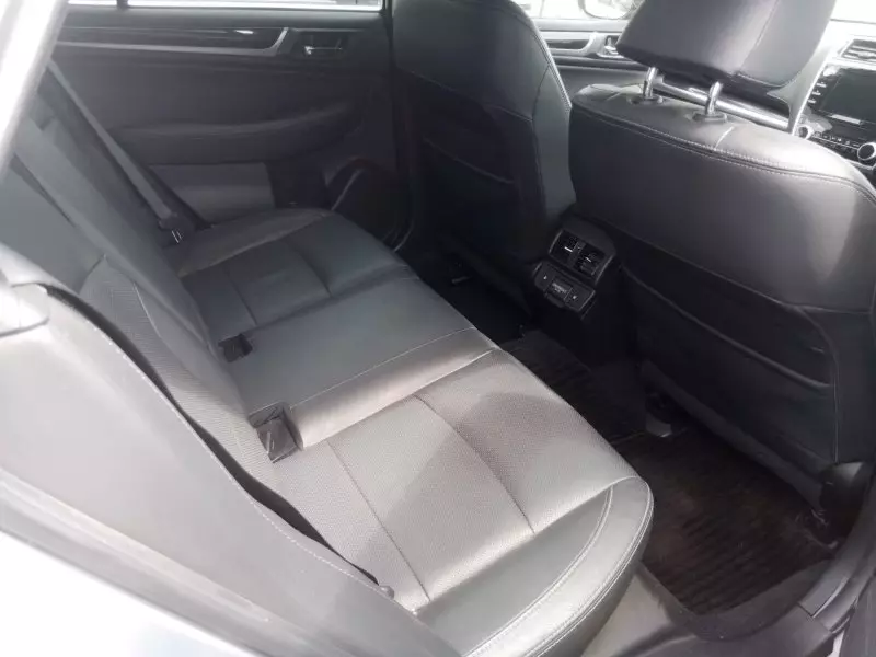 Subaru Outback   - 2017
