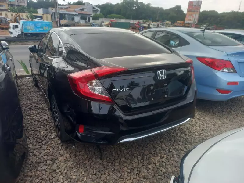 Honda Civic   - 2020