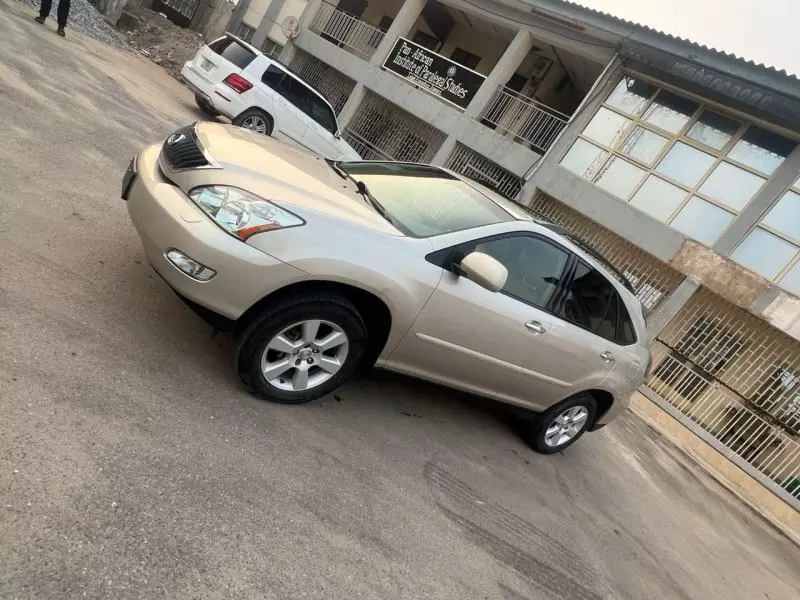 Lexus RX 350   - 2012