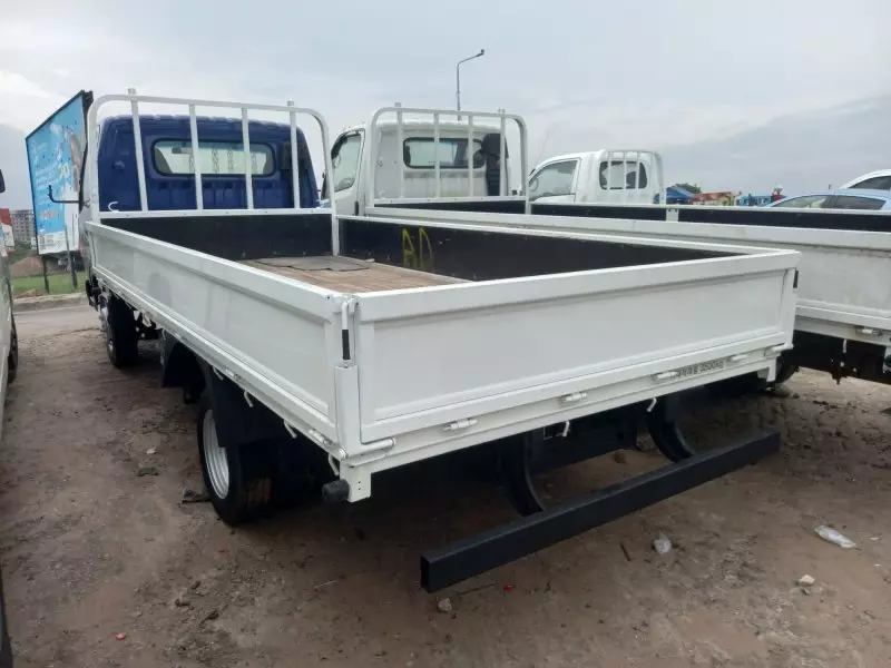 Hyundai Mighty   - 2004