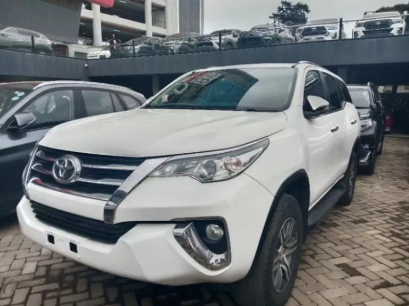 Toyota Fortuner   - 2019