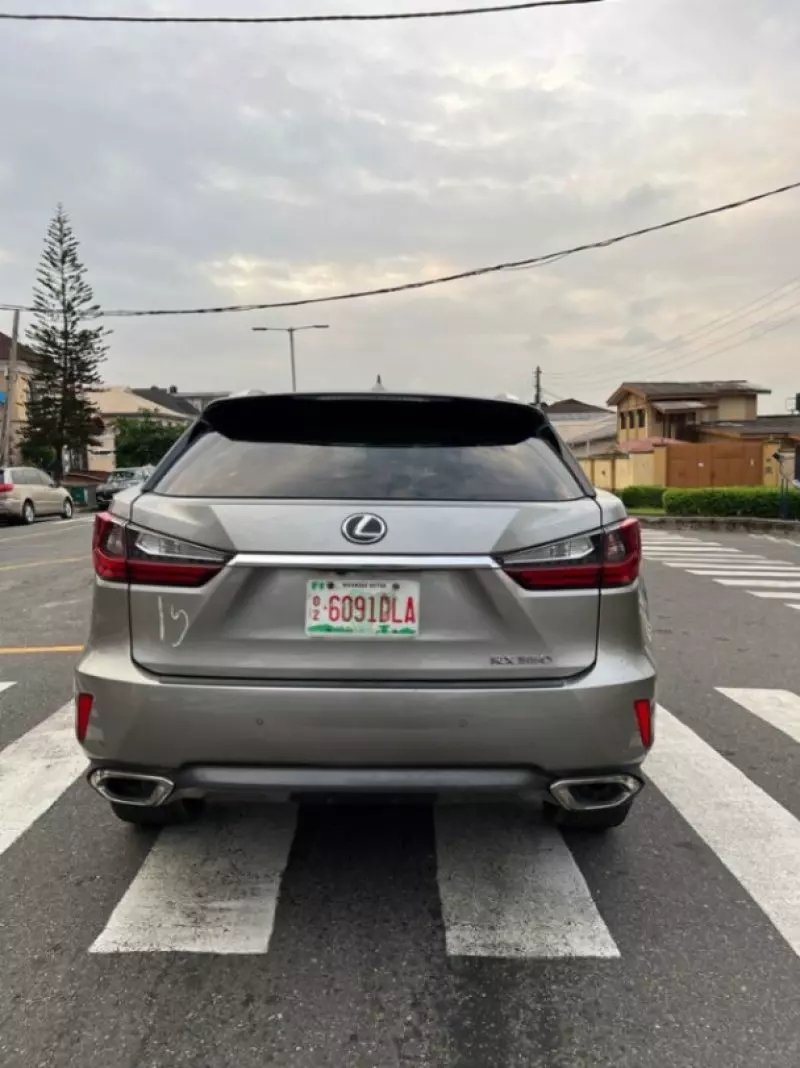 Lexus RS 350   - 2017