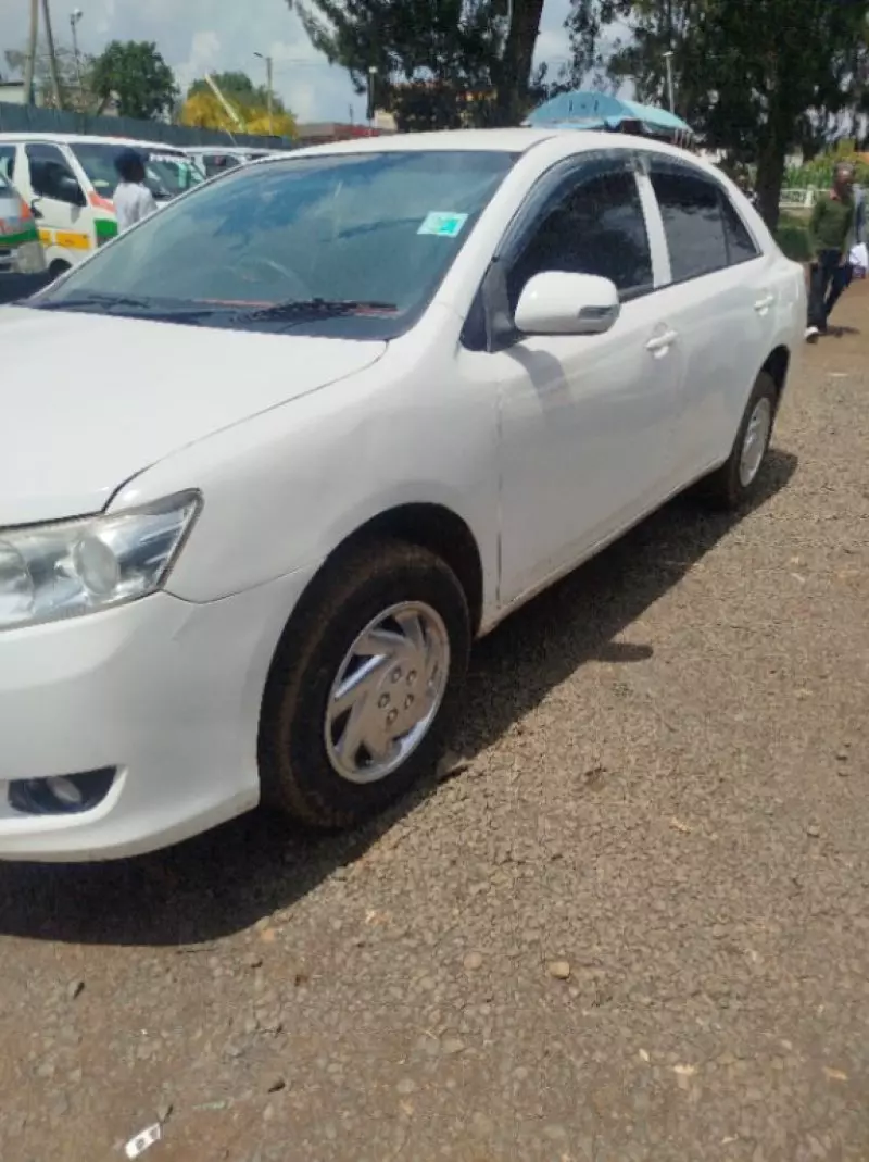 Toyota Axio    - 2009