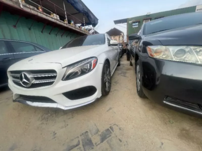 Mercedes-Benz C-Class   - 2015