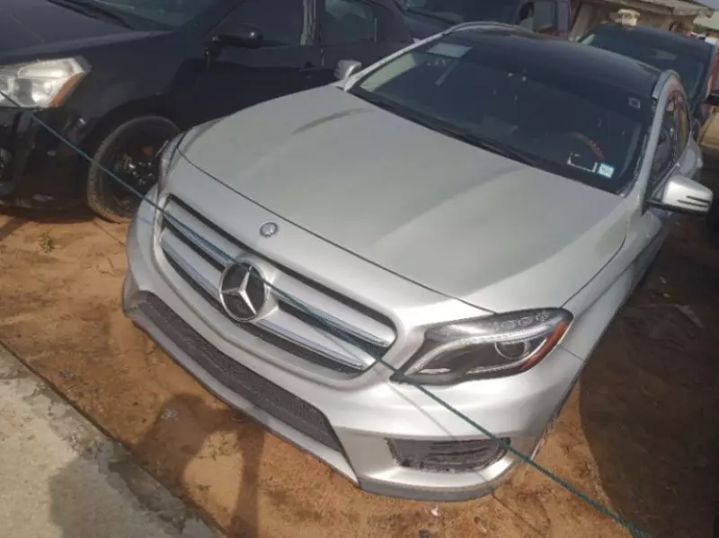 Mercedes-Benz GLA 250