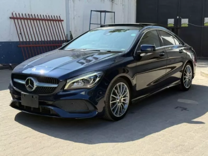 Mercedes-Benz CLA 180