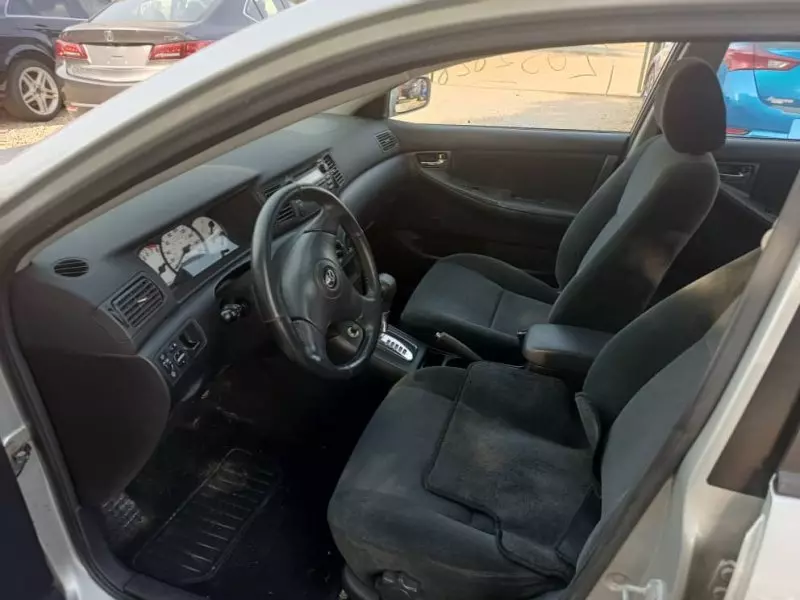 Toyota Corolla   - 2003