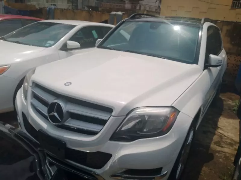 Mercedes-Benz GLK 350   - 2015