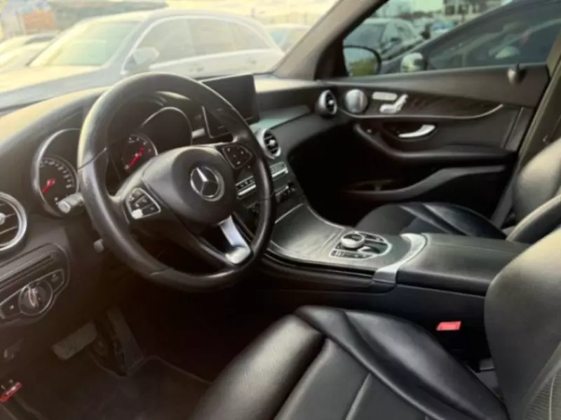 Mercedes-Benz GLC 300 - 2017