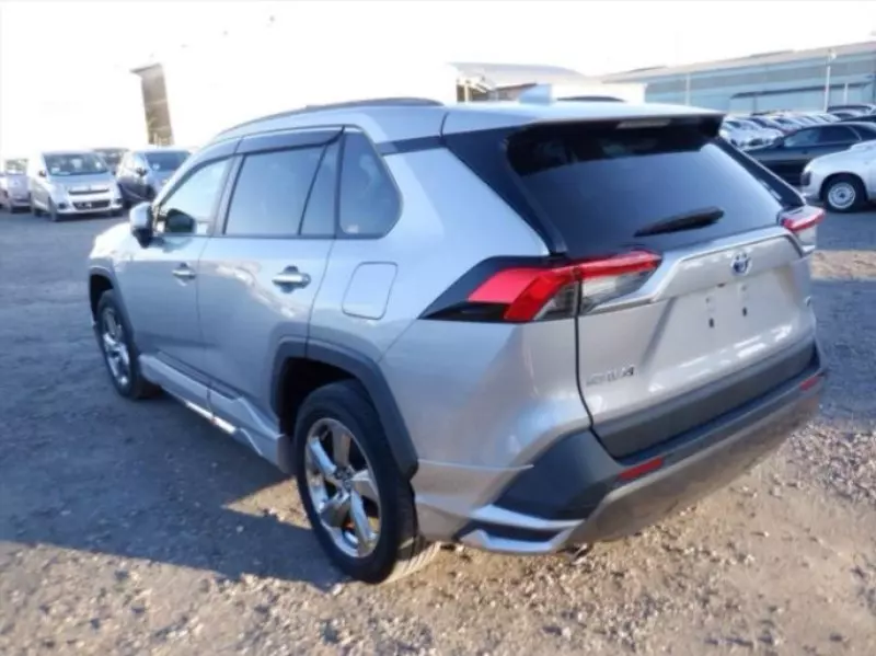 Toyota RAV 4   - 2019