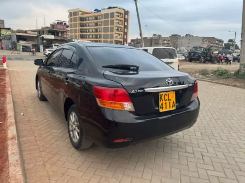 Toyota Allion    - 2011