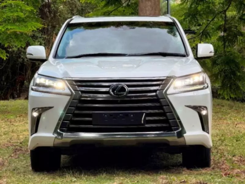 Lexus LX 570   - 2019