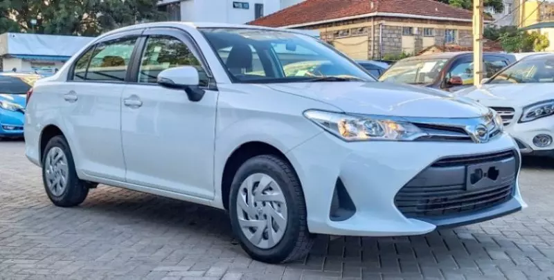 Toyota Axio    - 2018