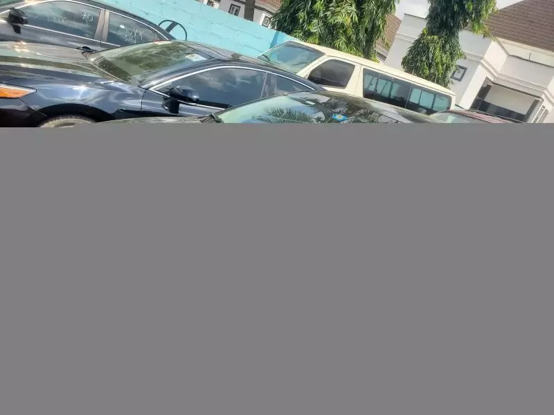 Toyota Avalon   - 2014
