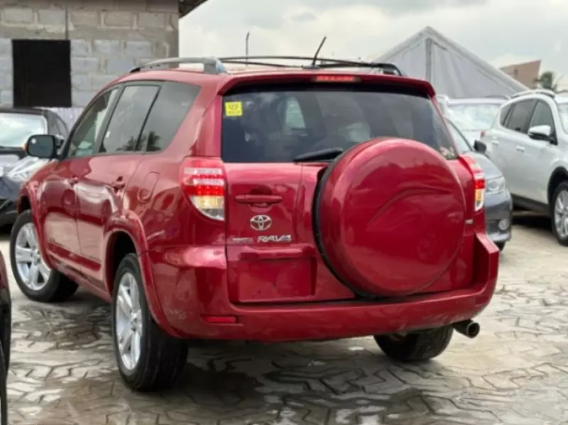 Toyota RAV4   - 2009