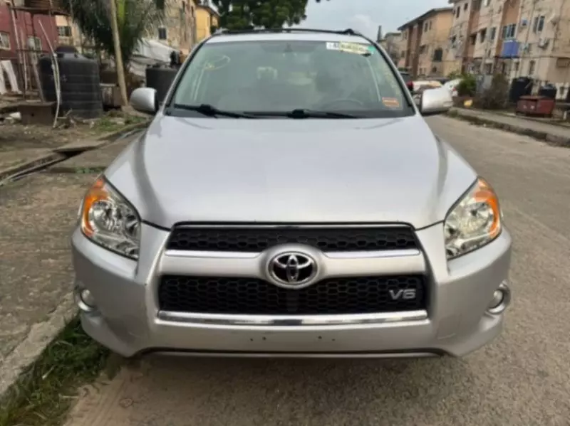 Toyota RAV 4   - 2009