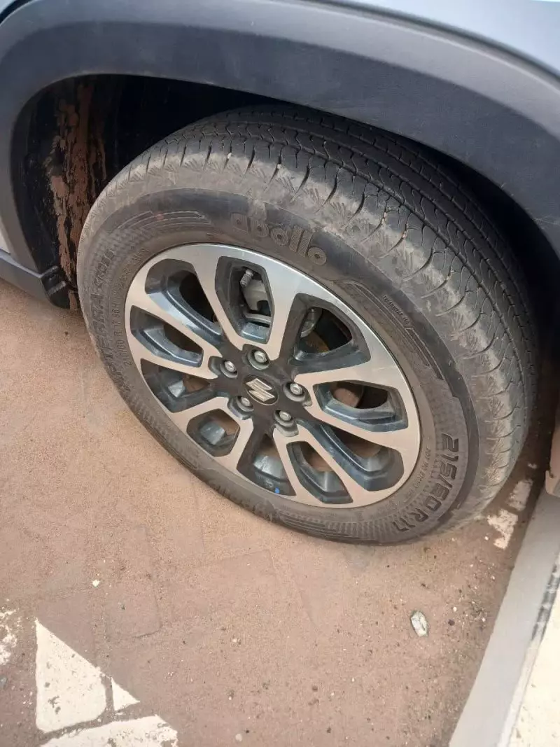 SUZUKI Grand Vitara   - 2025