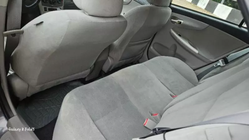 Toyota Corolla   - 2011
