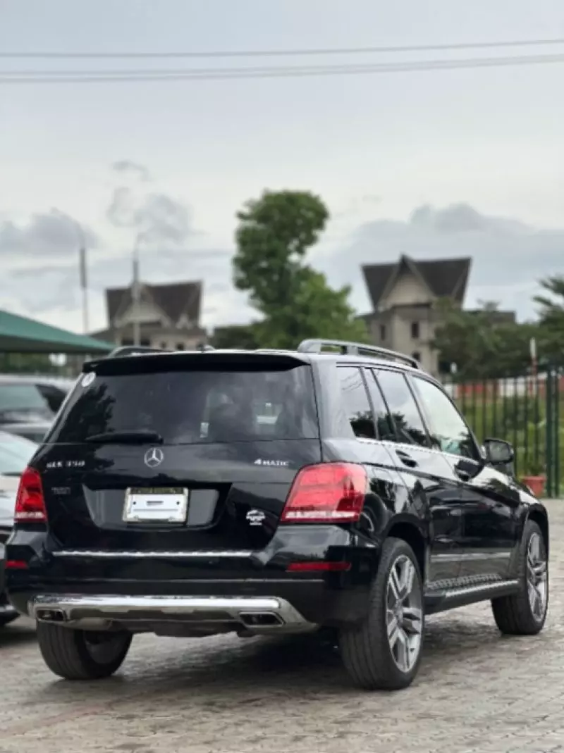 Mercedes-Benz GLK 350   - 2014