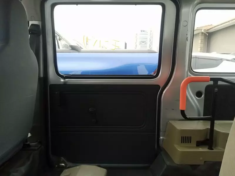 Daihatsu Hijet   - 2012