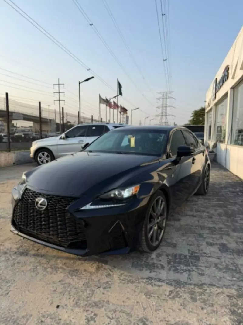 Lexus IS   - 2014