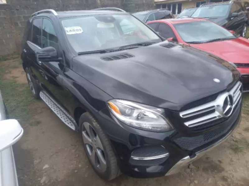 Mercedes-Benz GLE 350   - 2016