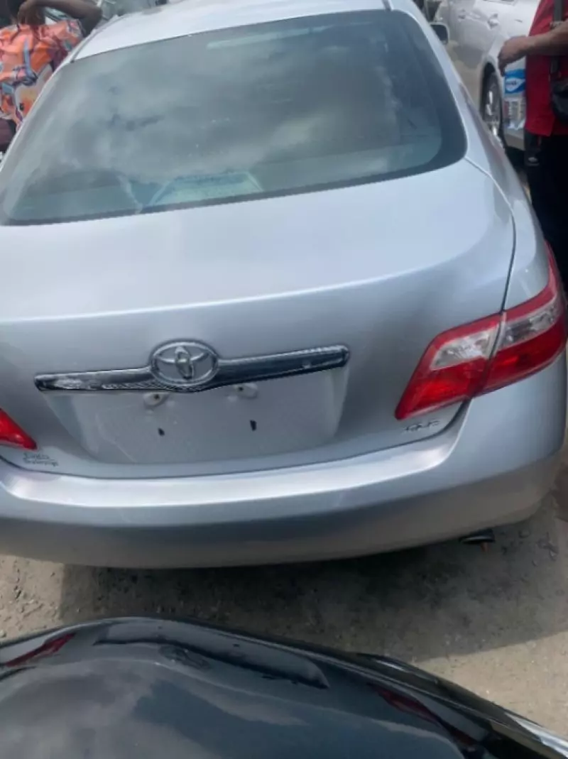Toyota Camry   - 2007
