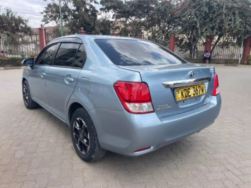 Toyota Axio    - 2014