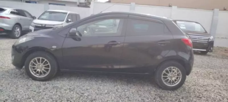 Mazda Demio   - 2013