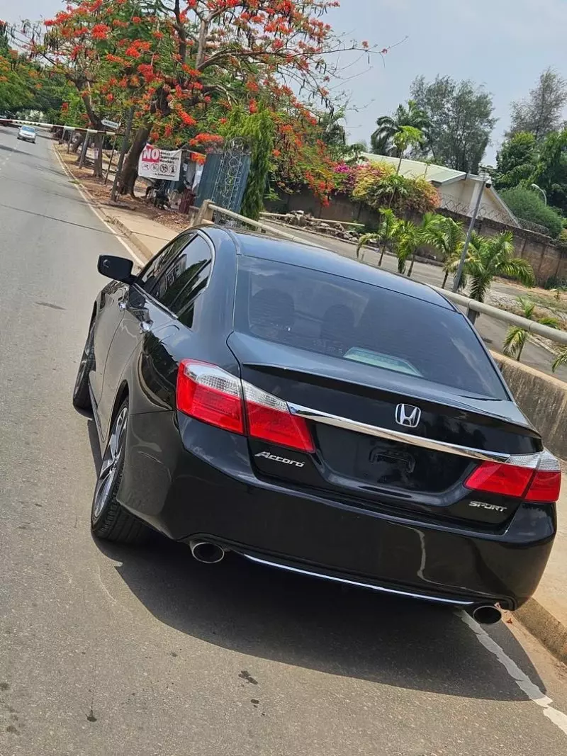 Honda Accord   - 2014