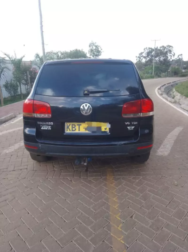 Volkswagen Touareg   - 2006