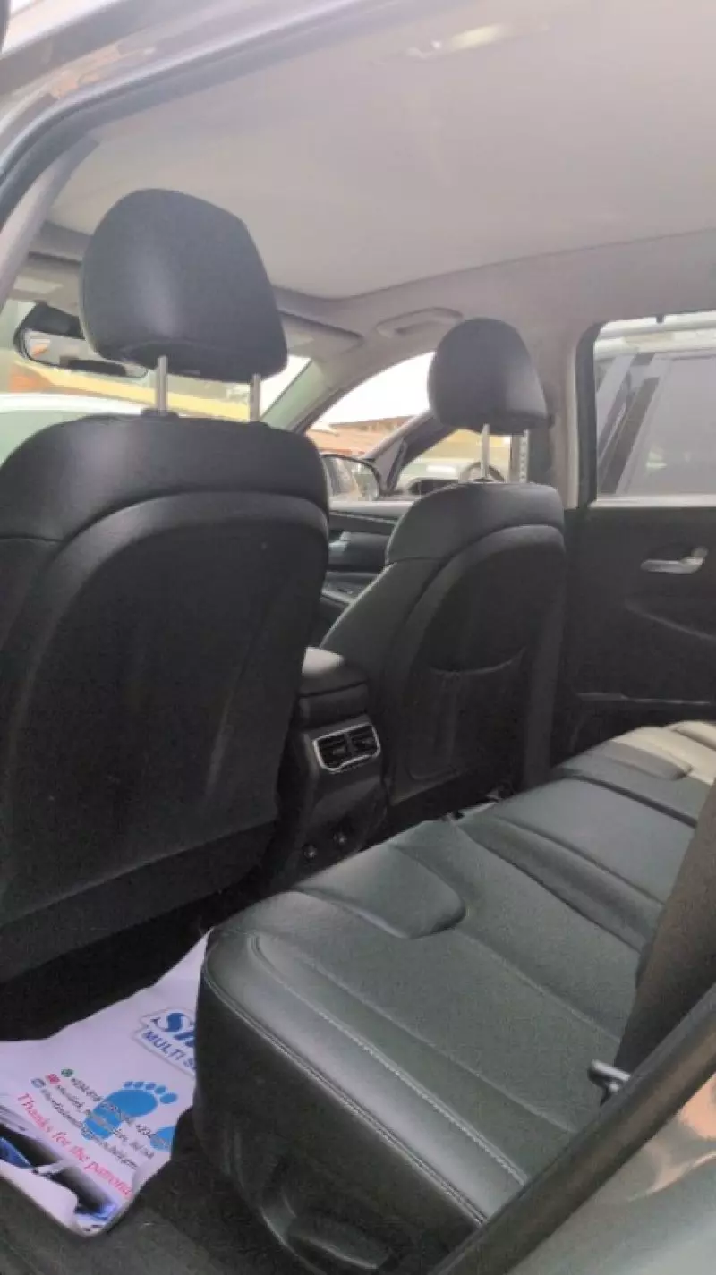 Hyundai Santa Fe - 2023