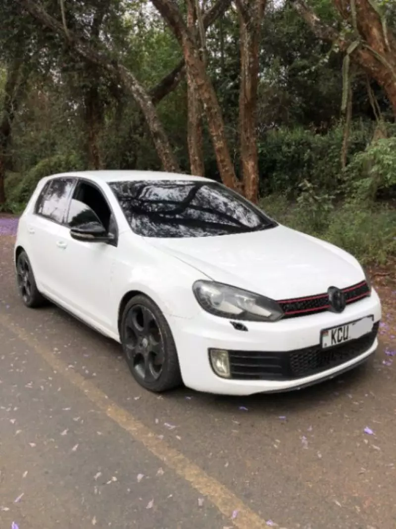 Volkswagen Golf - 2012