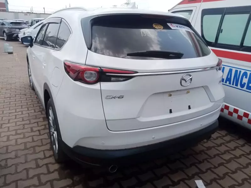Mazda CX-8   - 2017