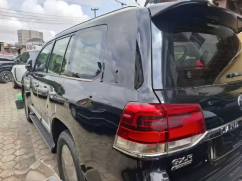 Toyota Prado   - 2021