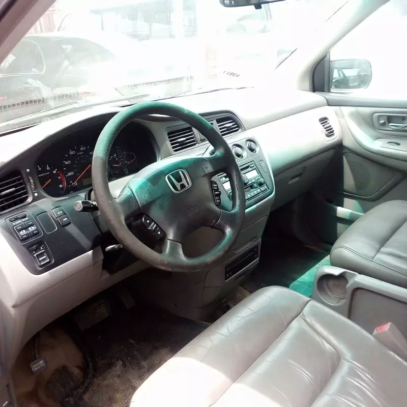Honda Odyssey   - 2004