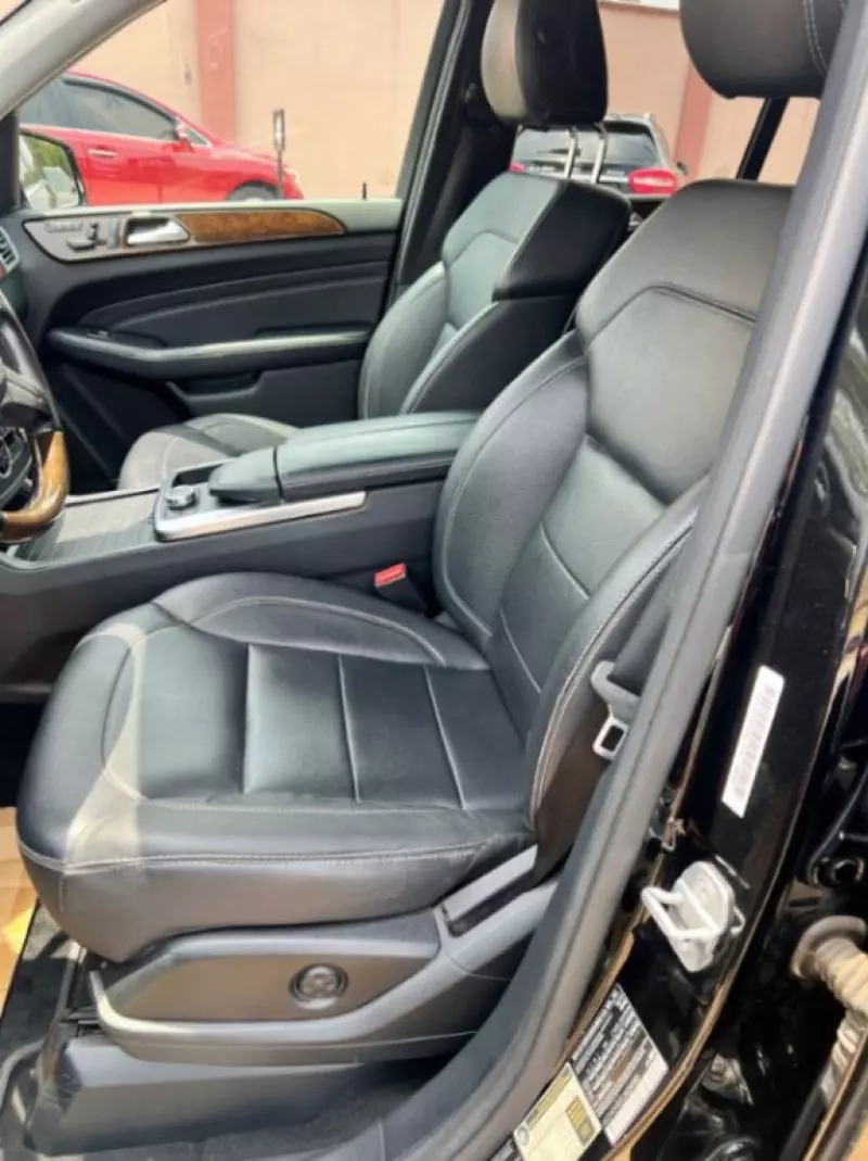 Mercedes-Benz ML 350   - 2012