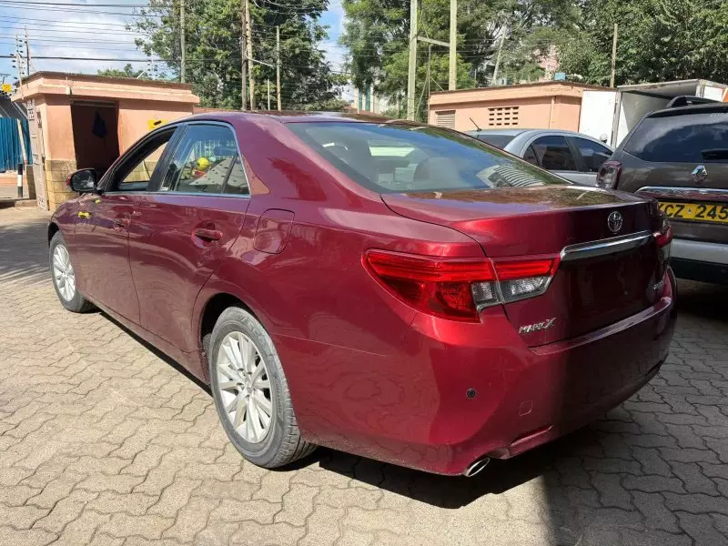 Toyota Mark X   - 2015