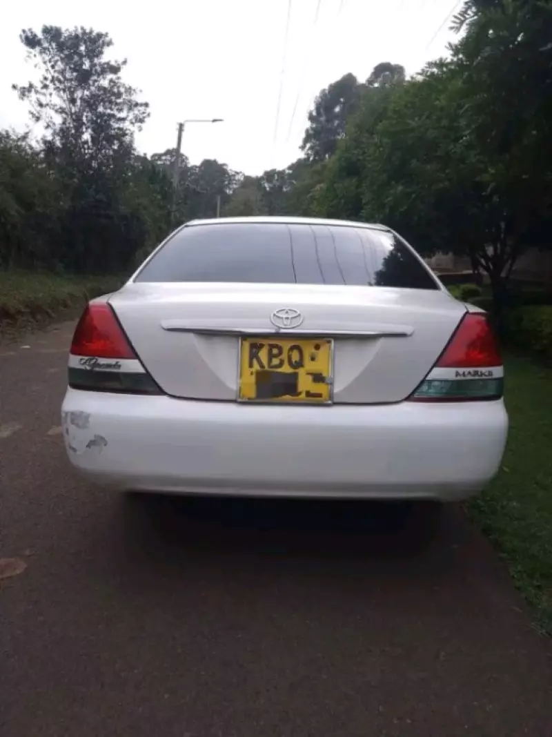 Toyota Mark II   - 2004