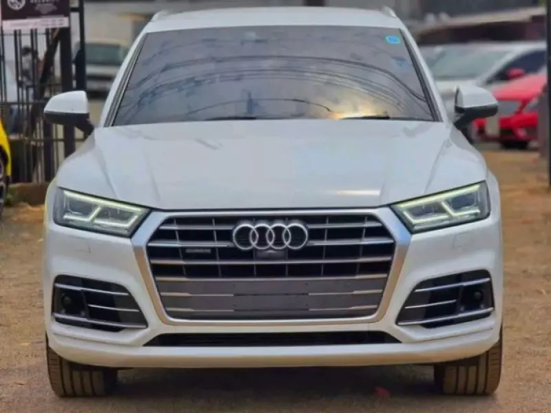 Audi Q5   - 2018