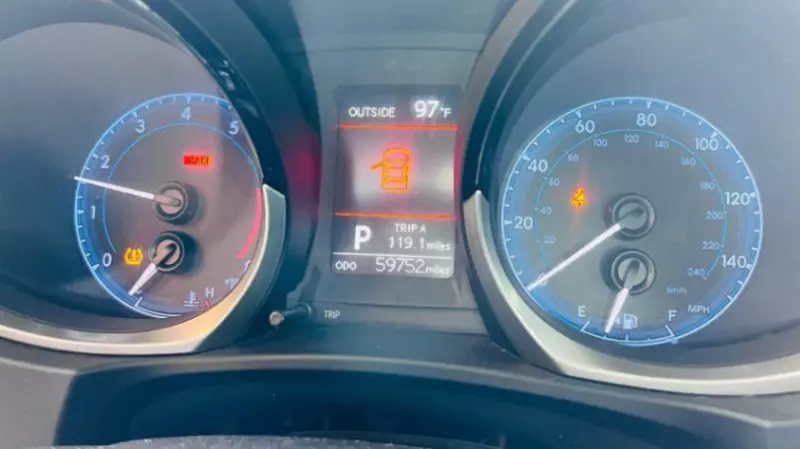 Toyota Corolla   - 2015