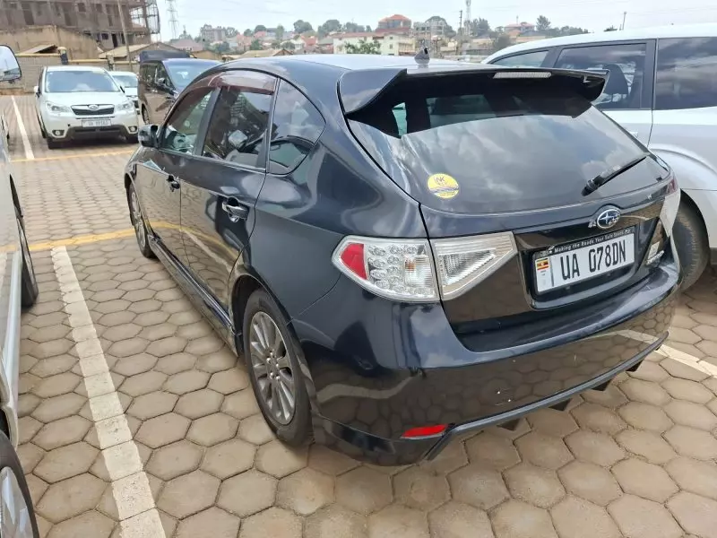 Subaru Impreza   - 2011