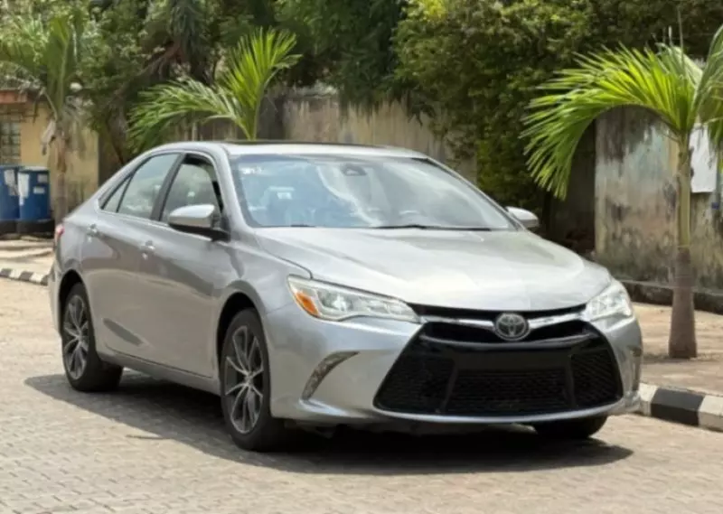 Toyota Camry   - 2015