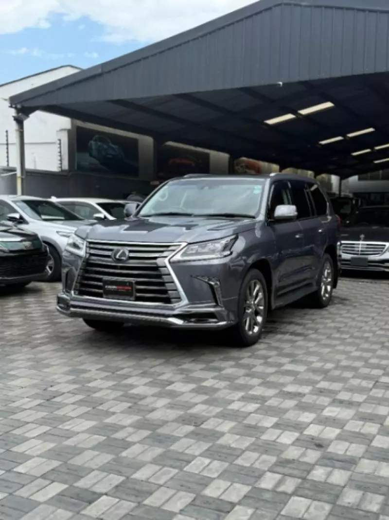 Lexus LX 570   - 2019