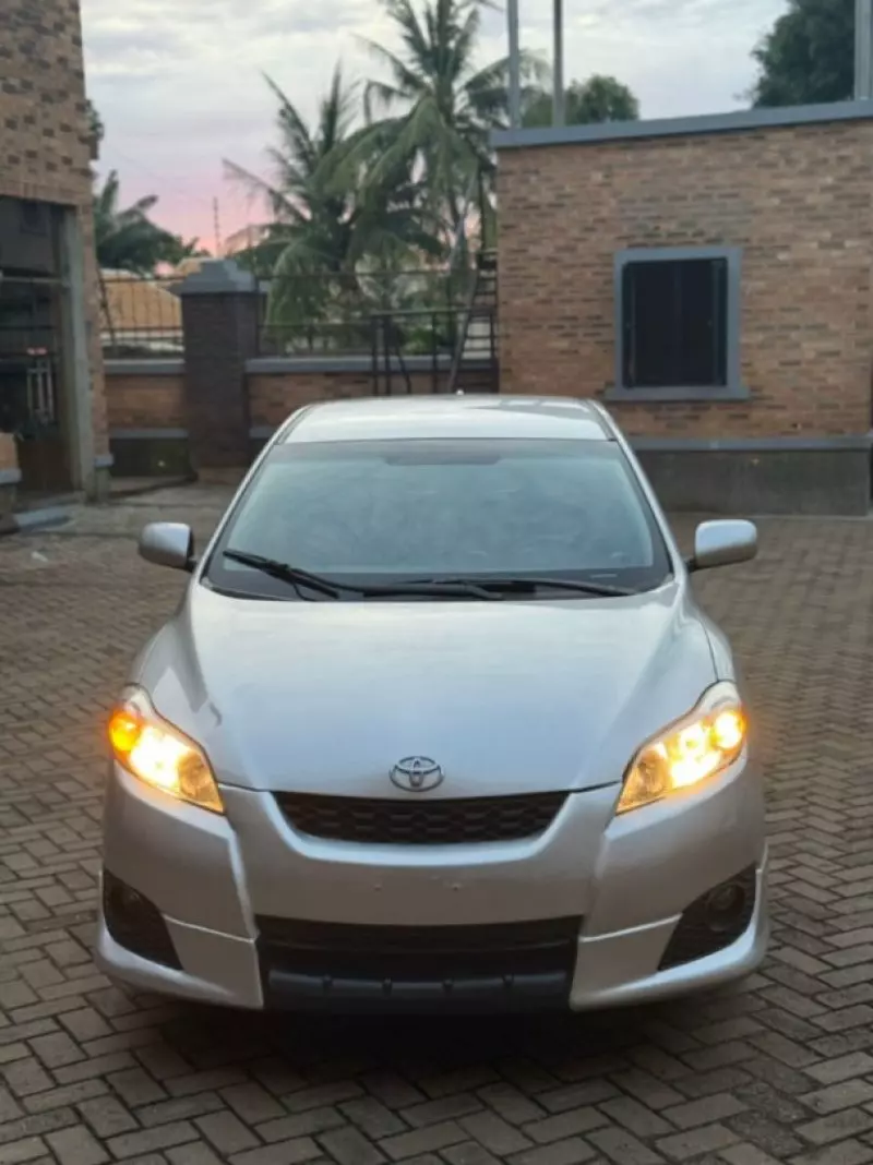 Toyota Matrix - 2010