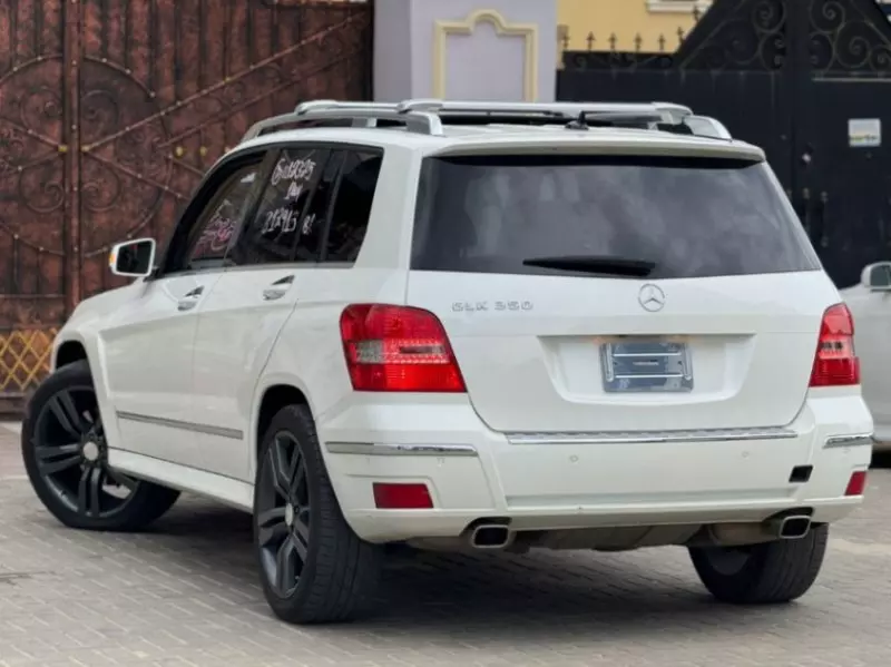 Mercedes-Benz GLK 350   - 2012