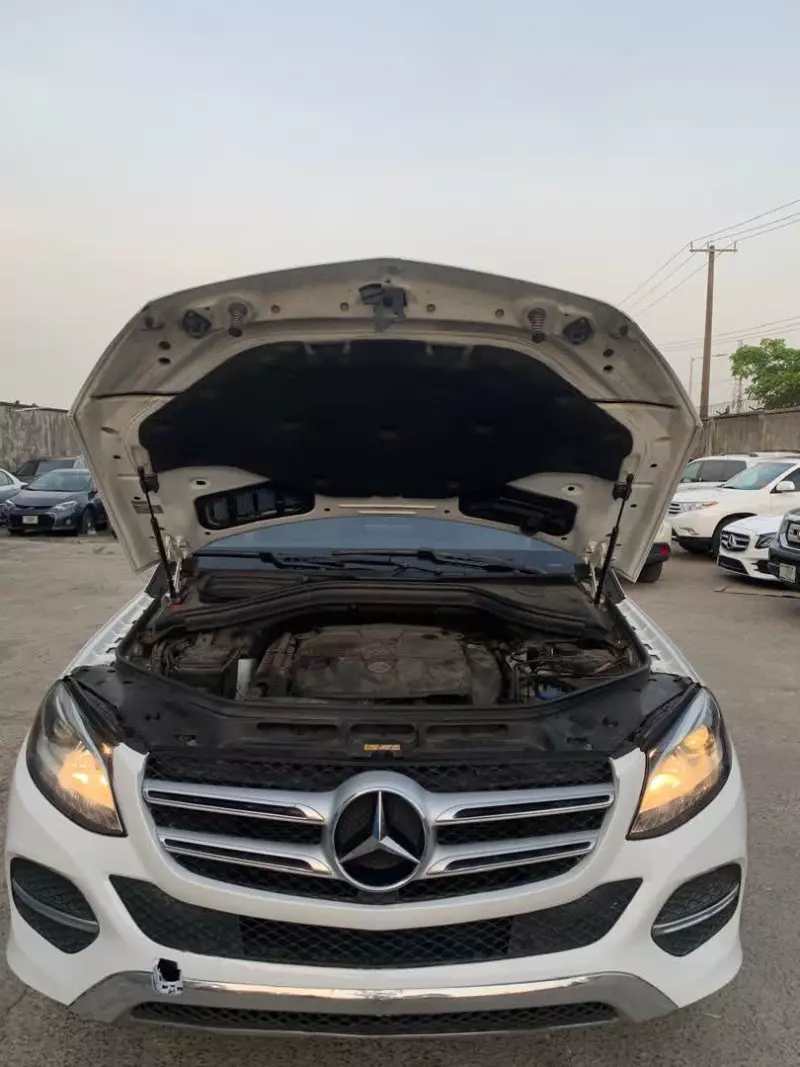 Mercedes-Benz GLE 350   - 2016